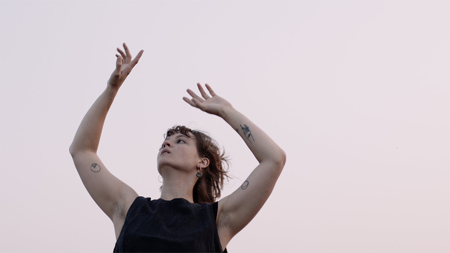 24-10-Neu__0002_241011_O-Mensch_Still_044