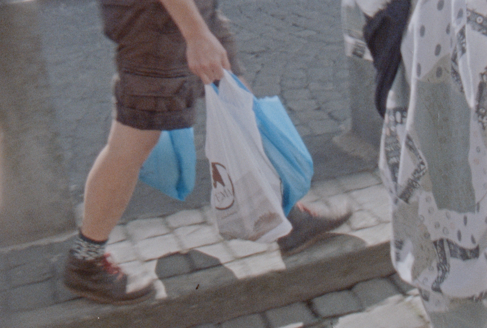 251017_Banalität der Gewalt_v02.00_11_32_01.Standbild011